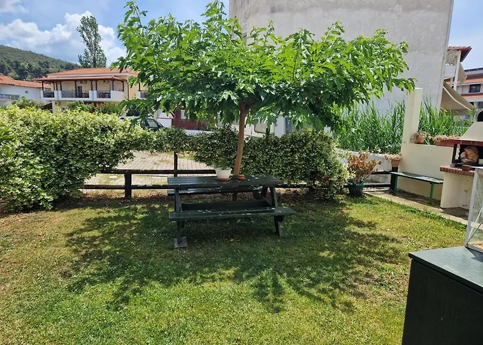 Maisonette In Paradisos